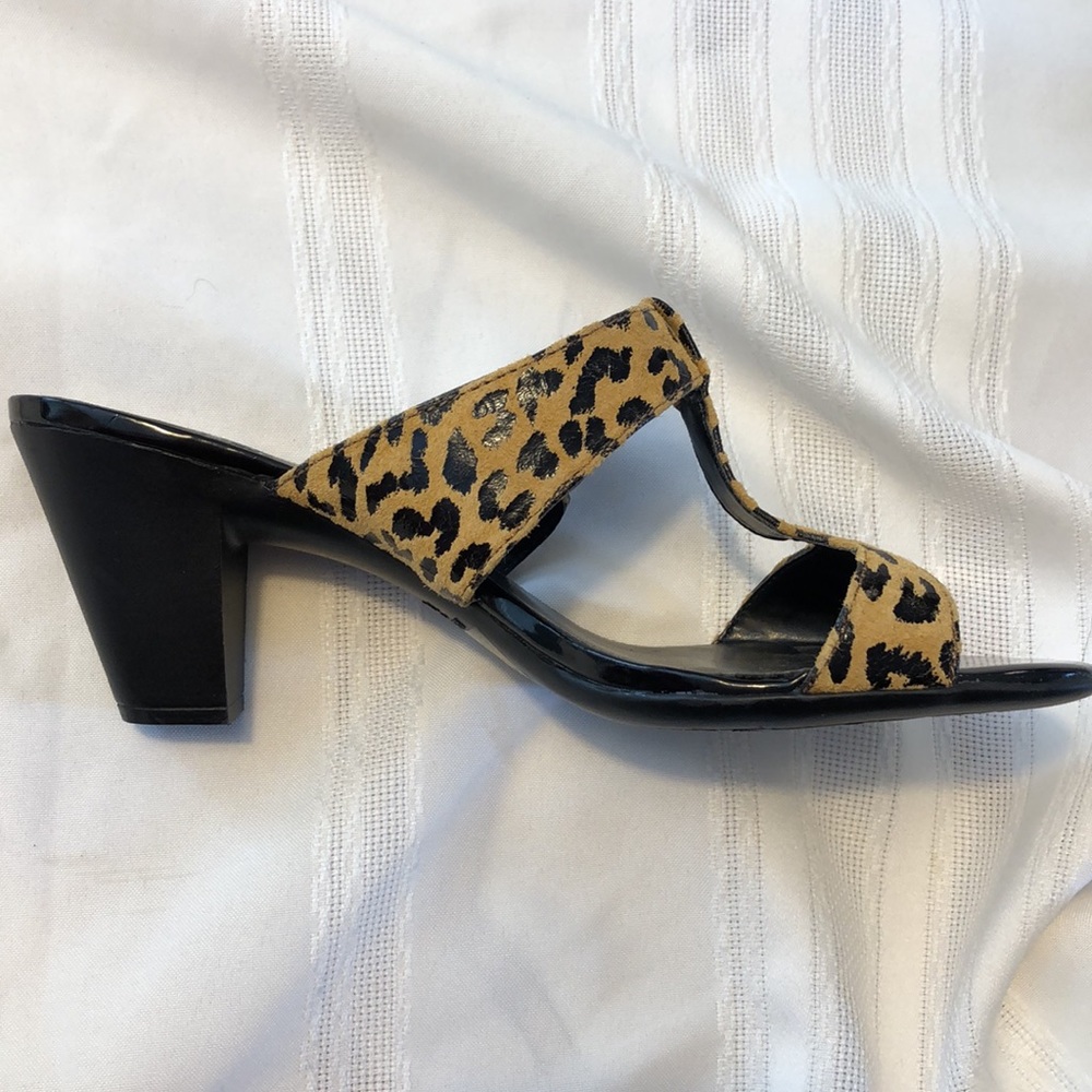 ANNE KLEIN IFLEX nwot sandals size 8.5 W animal - Picture 5 of 11